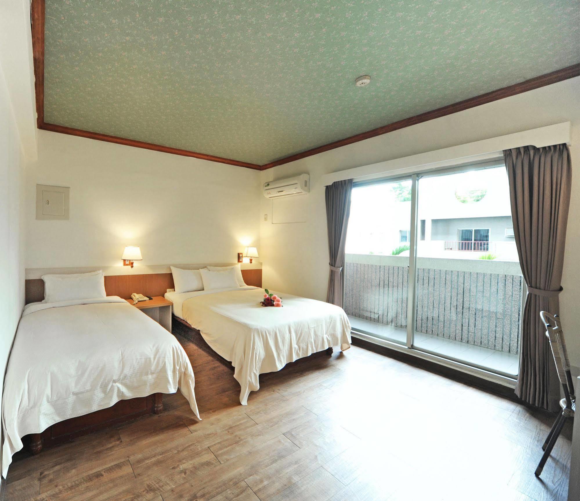 Kenting Holiday Hotel Kota Tua Kota Tua Hengchun Bagian luar foto