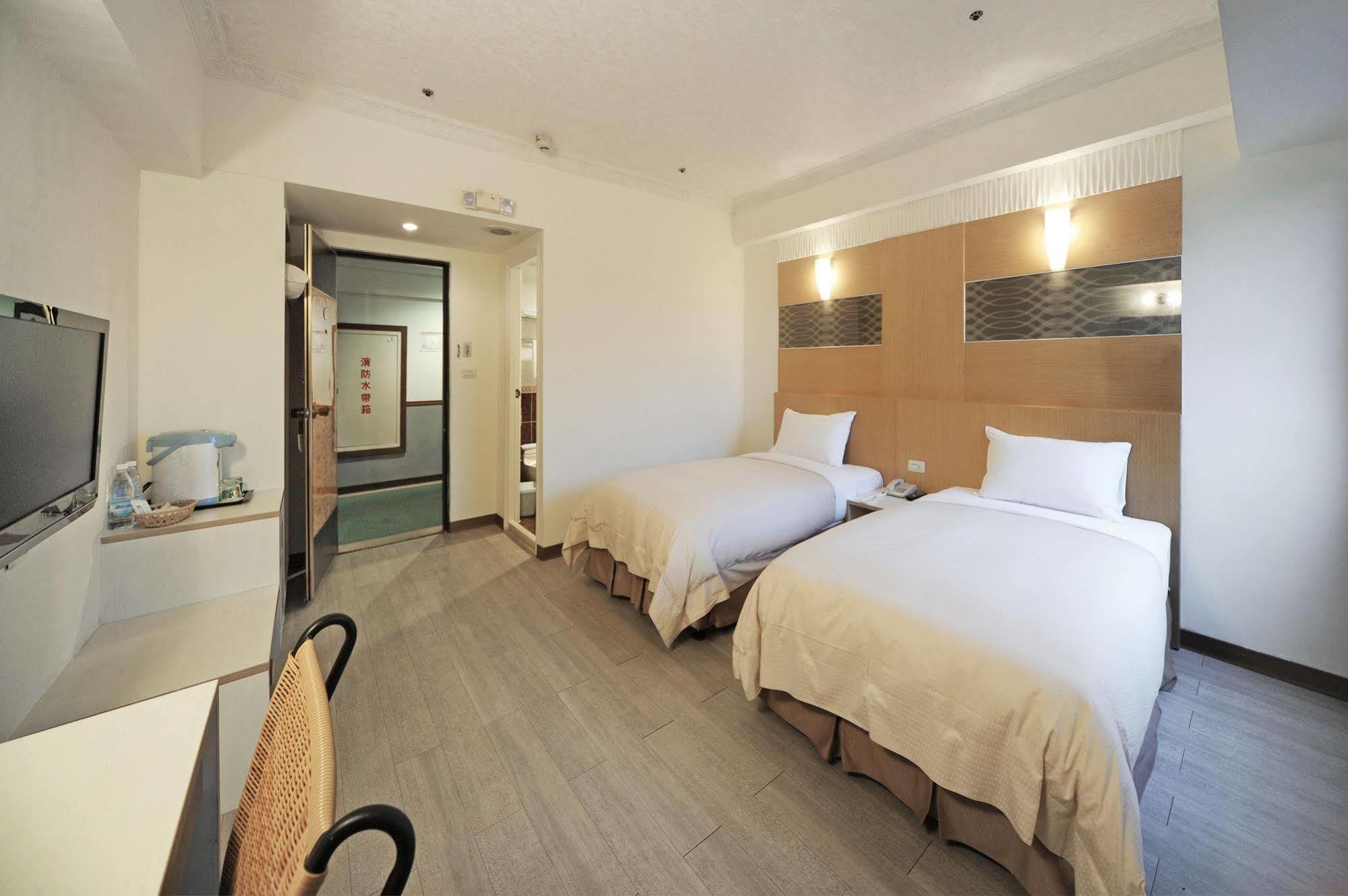Kenting Holiday Hotel Kota Tua Kota Tua Hengchun Bagian luar foto